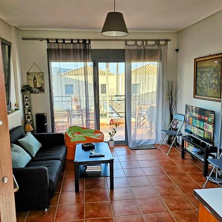 Easy Stay! Pórto Ráfti Екстериор снимка